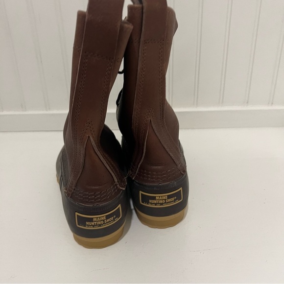 Men's Brown and Black Duck Boots - Picture 3 of 7